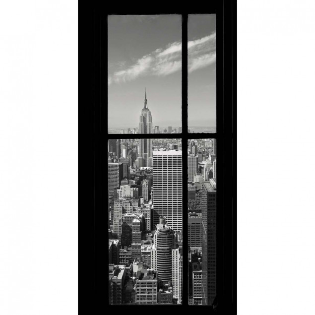 The Empire State Building seen from the Rockefelle The Empire State Building seen from the Rockefelle